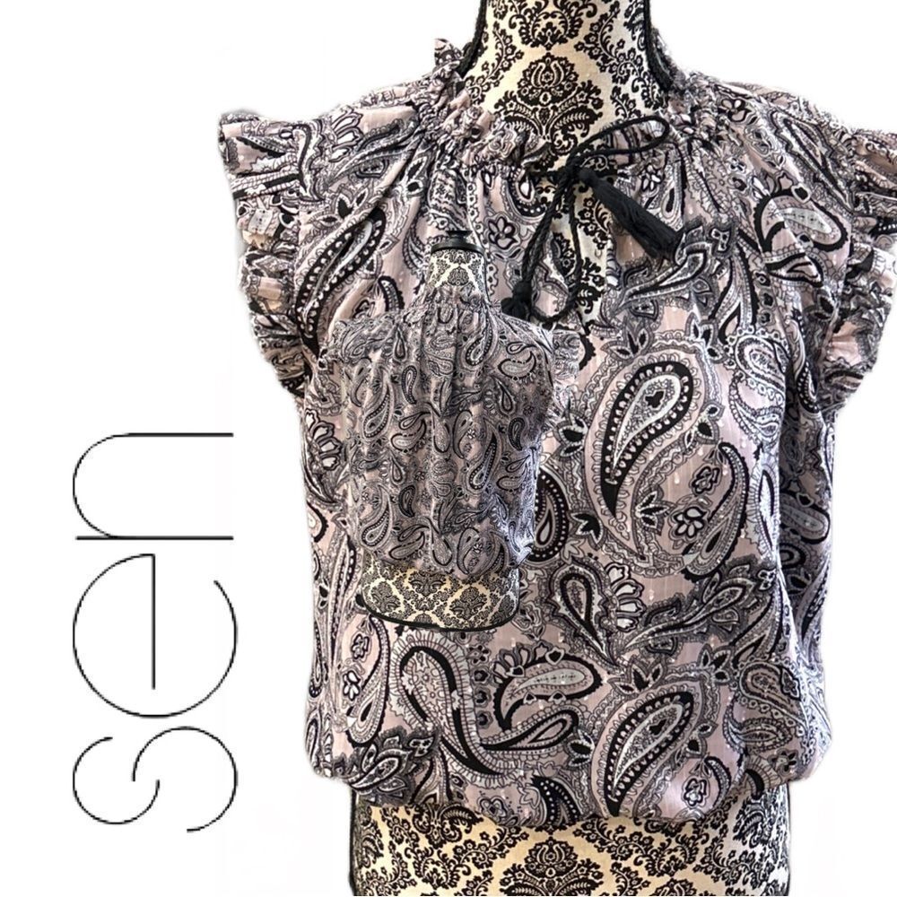 Sen Women’s Short Sleeve Pastel and Silver Metallic Blouse - Size S